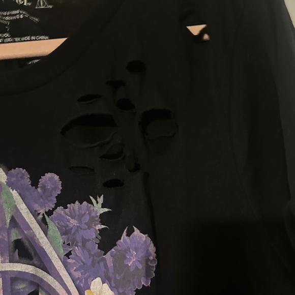 Torrid Harry Potter Black Tee with distressed design - Picture 5 of 5